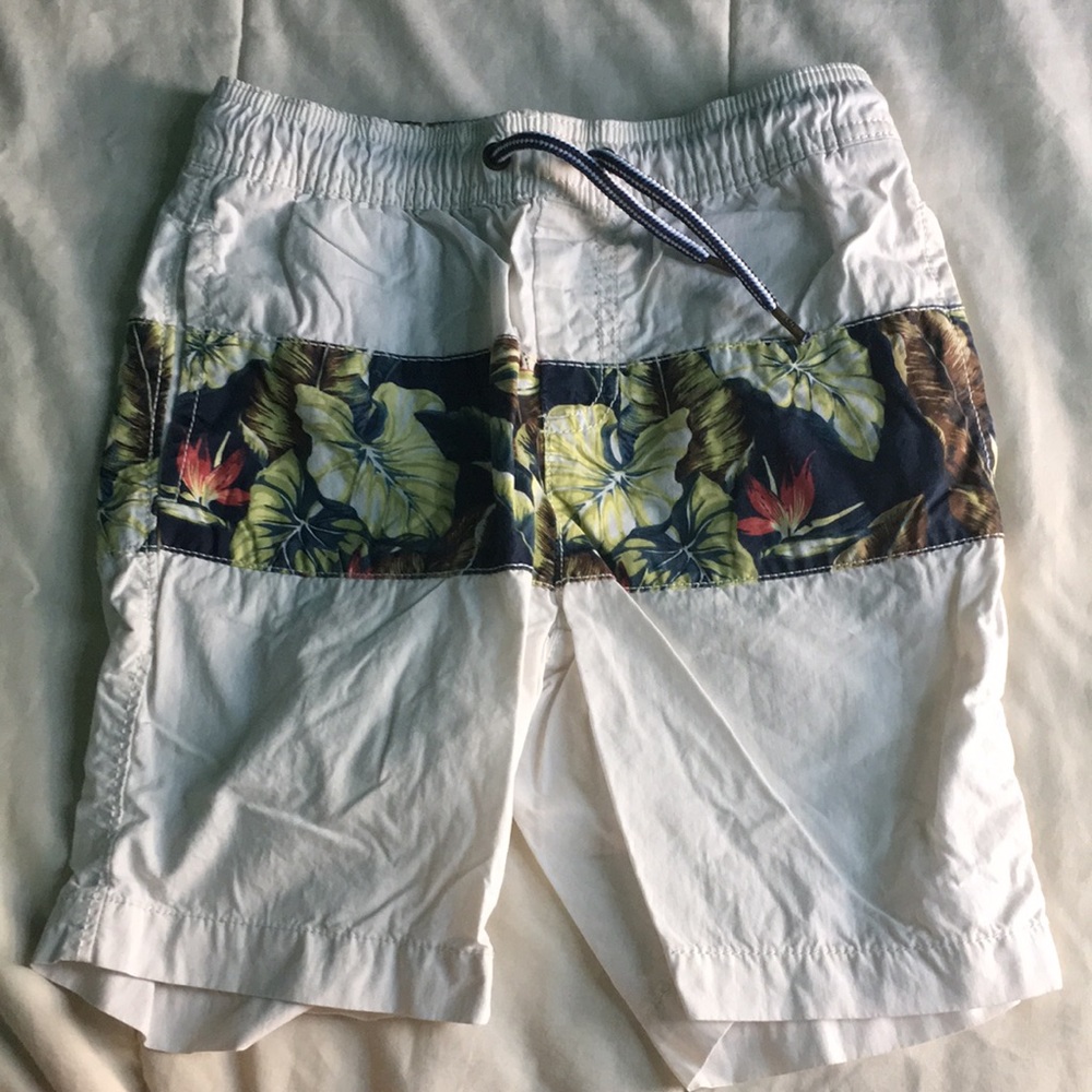 Boy swim trunks